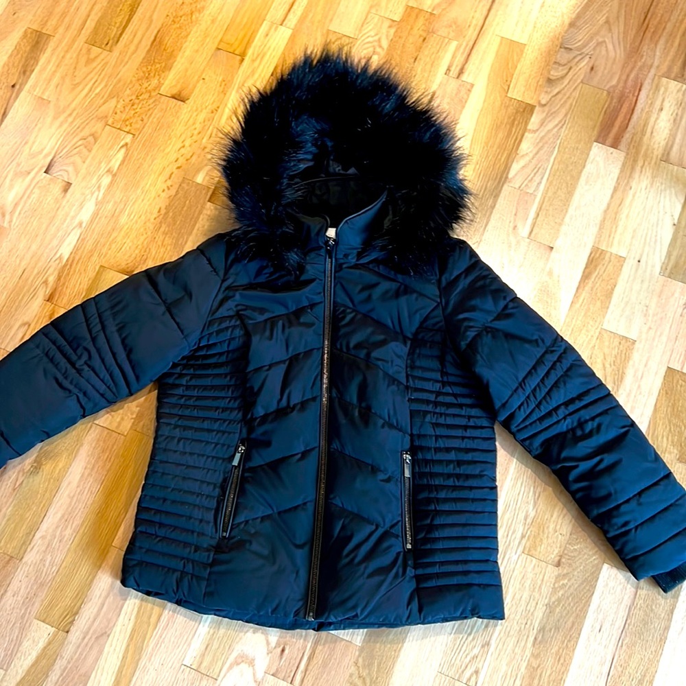 Women’s black winter jacket!